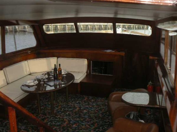 Party Motor Yacht Yacht Charter in San Francisco